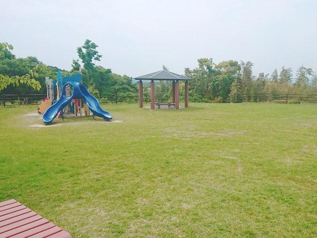 西海の丘公園遊具